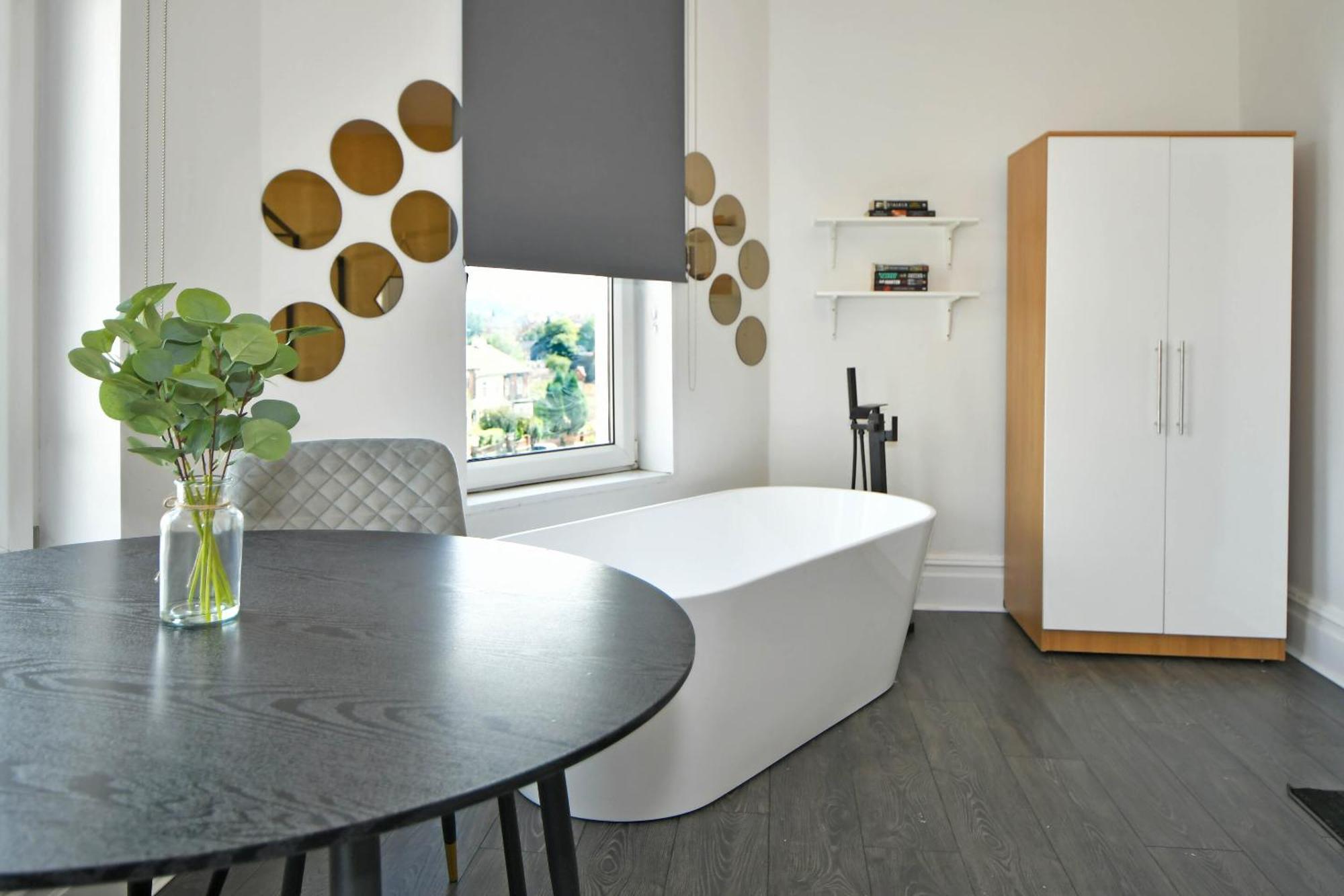 One Battison - Affordable Rooms, Suites & Studios In Stoke On Trent Oda fotoğraf